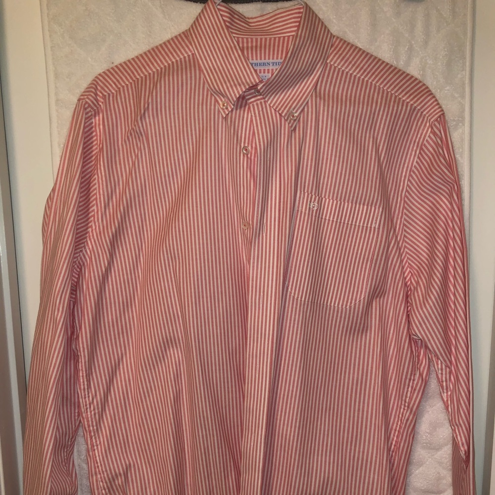 Southern Tide button down. Size M